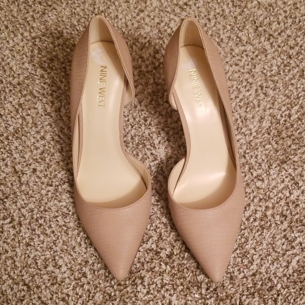 Blush pink heels.